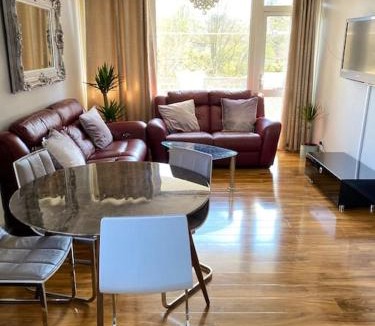 Woolwich Apartment | Entire flat, comfortable 2 double bedrooms