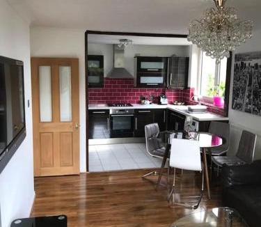 Woolwich Apartment | Entire flat, comfortable 2 double bedrooms