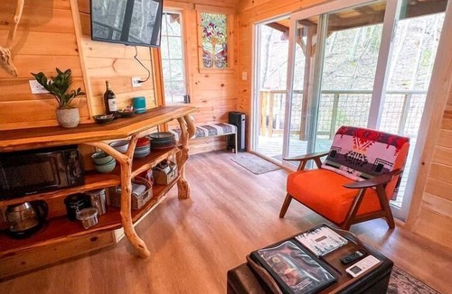 Copperhill Cabin | Entire Four Treehouses Resort Perfect for Groups and Outdoor Activities in Copperhill, Tennessee