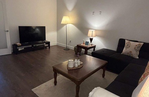 Lower Sackville House | Entire Ground floor - Bed Room & Rec room in Quite & pleasant Neighborhood