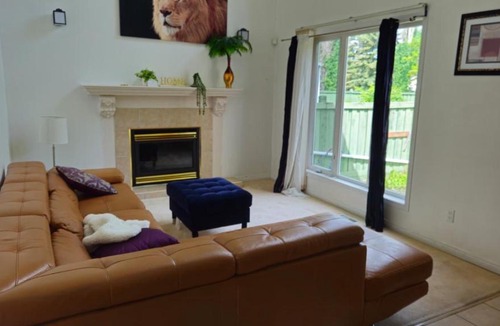 West Edmonton Villa | Entire home with backyard
