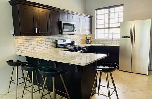 Estate Saint George House | Entire House - East and West Apartment