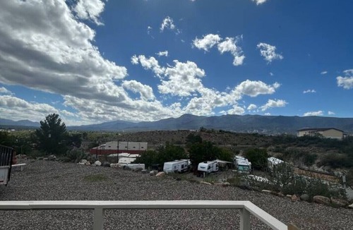 Camp Verde House | Entire house. Studio. Full bath. Full kitchen. 35 min from Sedona