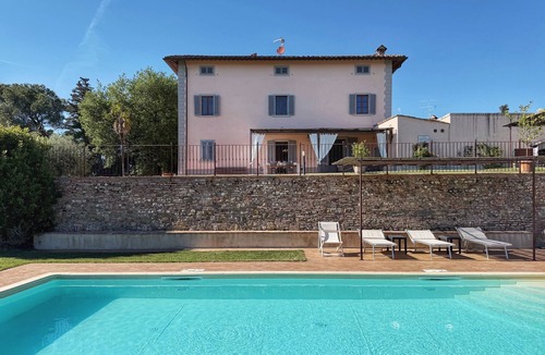 Certaldo Villa | Entire panoramic villa with private pool in the heart of Tuscany! + Wedding