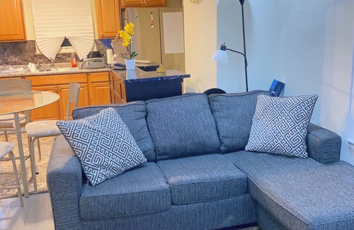 Carnegie House | Entire Pittsburgh-Carnegie 4Bdr, 2Bath Home King Bed, FreeParking,Patio & Pouch!
