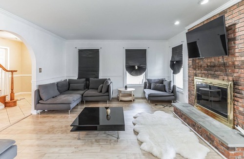 Putnam Valley House | Entire Putnam Valley Estate - 5BR Hot Tub Sauna by RedAwning