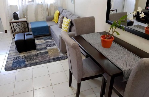 Mabalacat City House | Entire Unit Fully Air-conditioned with Hi-Speed WiFi