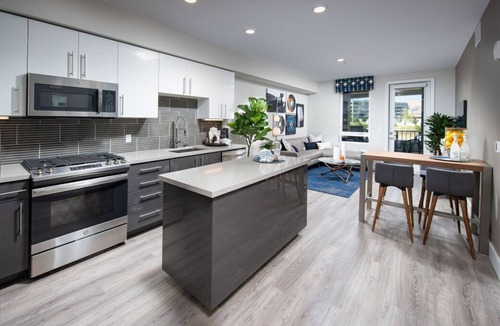 North San Jose Apartment | Entire Unit w/Pool + Cabanas