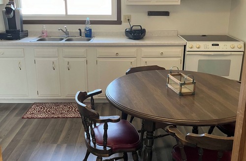 Manitowoc House | Entire Upper Floor