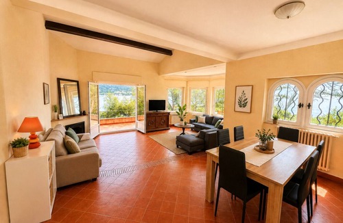 Agay Villa | Entre Cannes et Saint-tropez Site D'exception Villa et sa Plage Privee