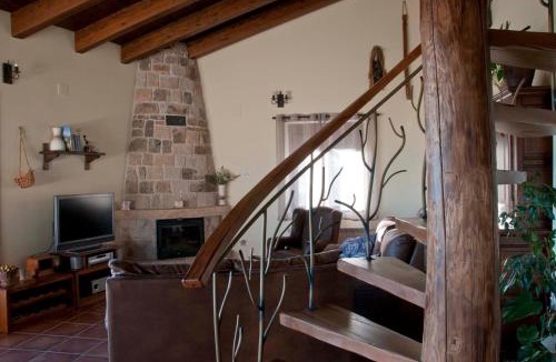 Munopepe House | Entre las Piedras y musgo