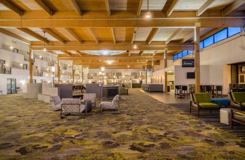 Mansfield Hotel | enVision Hotel & Conference Center Mansfield-Foxboro