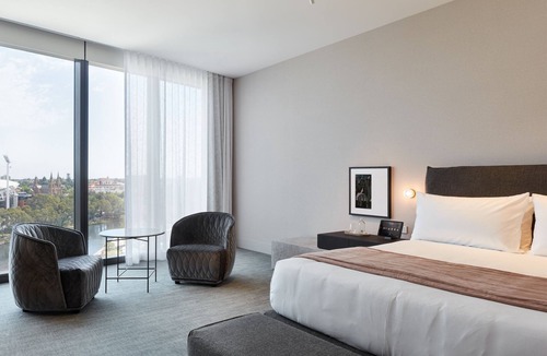 Adelaide Central Business District Hotel | Eos by SkyCity
