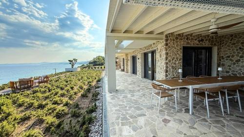 Aristotelis Apartment | Eosea Helios