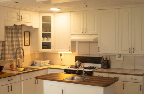 Cherokee House | Epic Beach View Cottage in Abaco w/Dockslip
