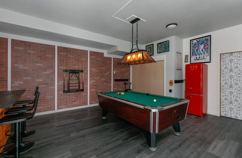 Carson House | Epic Columbia River views * New Modern Home in the heart of the gorge.
