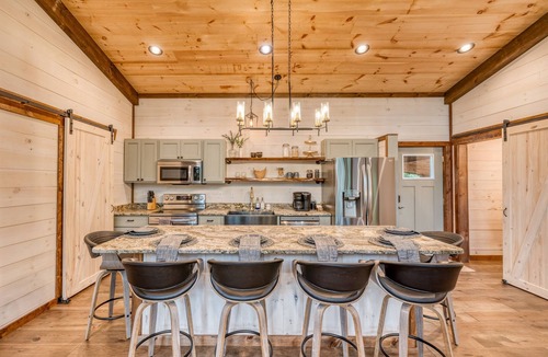 Ridgeline Vistas Cabin | EPIC Heated pool, Outdoor Fireplace, Pool & Hot Tub! Arcade, and Barrel Sauna