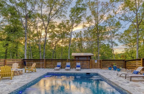 Ridgeline Vistas Cabin | EPIC Heated pool, Outdoor Fireplace, Pool & Hot Tub! Arcade, and Barrel Sauna