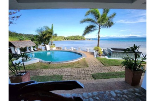 Puerto Galera House | Epic Oceanfront Vista Puerto Galera Beach Villa