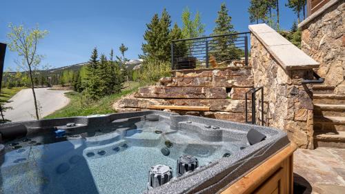 Timber Trail House | Epic Retreat