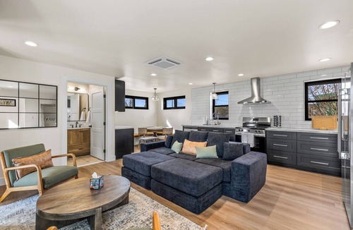 Downtown Flagstaff House | Epic Rooftop Views - Luxury DT FLAG - 2 King Beds