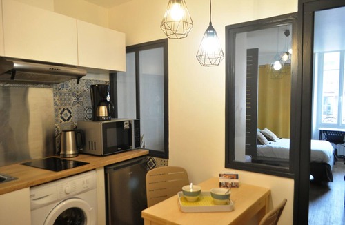 Aix-les-Bains City Center Apartment | Epicurieux 2 Comfort Apartment