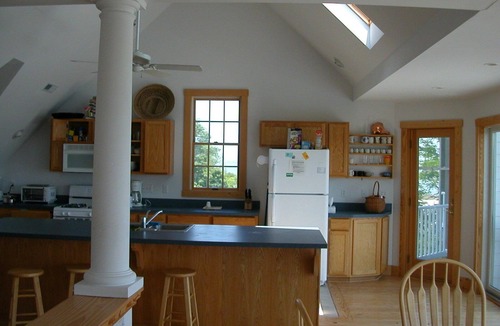 Deep Hole House | Epiphany-Deep Hole Creek-Chincoteague - Deep Water Dock! 2 King 4 Twin 5 Bath