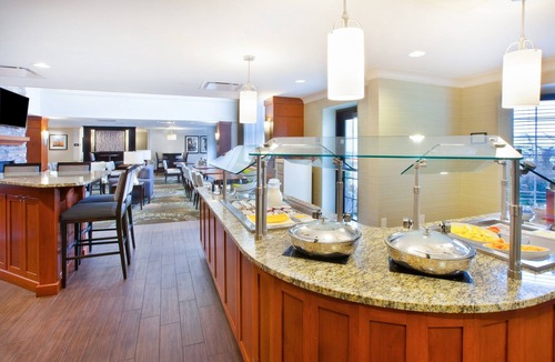 Mayfield Heights Condo | Equipped Suite | 24-Hour Business Center, Fitness Center + Free Daily Breakfast