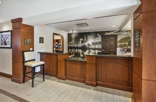 Mayfield Heights Condo | Equipped Suite | 24-Hour Business Center, Fitness Center + Free Daily Breakfast