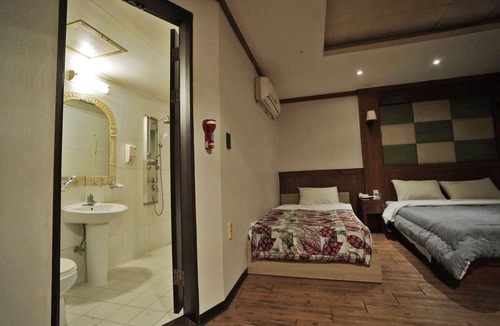 Jincheon Hotel | Equus Motel