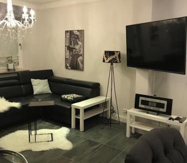 Kruft Apartment | Erdgeschoss Ferienwohnung Dekoland