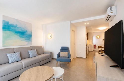 Arrecife Apartment | Ereza Residence 1.2