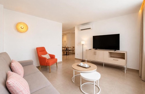 Arrecife Apartment | Ereza Residence 2.3