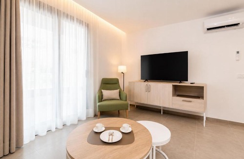 Arrecife Apartment | Ereza Residence 3.2