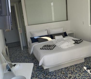 Sissi Hotel | Ergina Boutique Experience