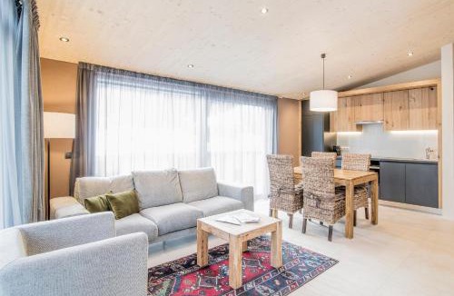 Stanga Apartment | Erika Suites & Lofts