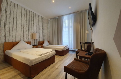 Neukoelln Hotel | Erlanger Hof