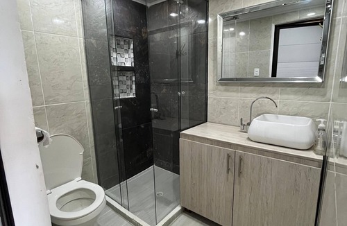 San Jeronimo House | Escápate a una Finca acogedora en San Jerónimo con piscina, jacuzzi y más.