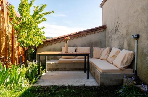 Saint-Victor-sur-Loire Apartment | Escale victorienne