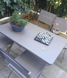 Meaux Apartment | Escapade à Meaux-Terrasse et proche de Disneyland