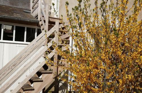 Bazoches-les-Gallerandes Apartment | Escapade touristique: gîte avec 2 chambres, TV et cuisine équipée à Bazoches-les-Gallerandes - FR-1-590-155