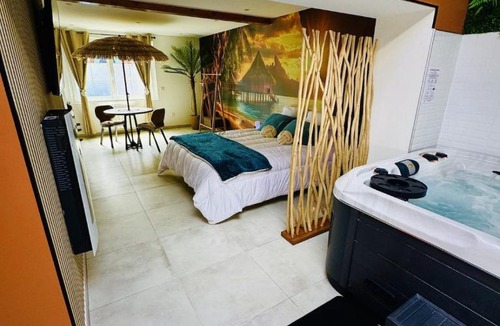 Grand-Fort-Philippe House | Escapade Romantique, Jacuzzi, Sauna, Plage à 900m