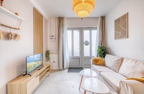 Bastide Apartment | Escapade Romantique & Raffinée à Bordeaux