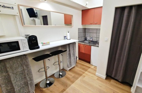 Clermont-Ferrand Apartment | Escapade Salins Studio
