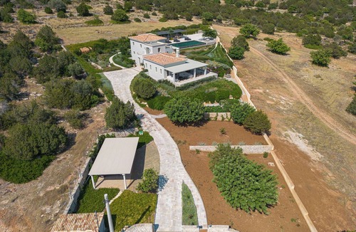 Kilada Villa | Escape here,where comfort,nature&view come to create an unforgettable experience