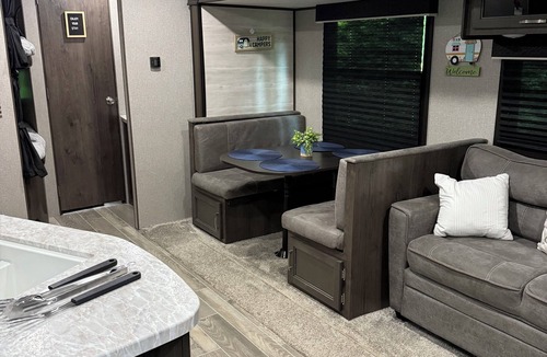 Confluence RV Rental | Escape the everyday stress and find comfort nestled in the laurel highlands!