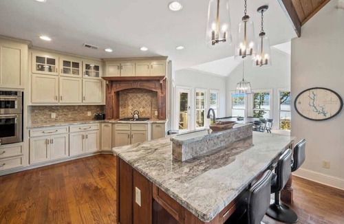 Eatonton House | Escape To Wildwood @ This 5+BR/4B Luxury Lake Home
