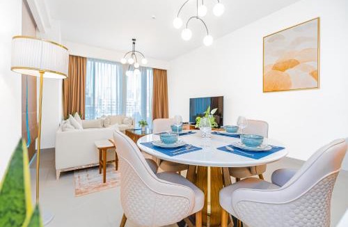 Al Safa Apartment | Escape24 Elegant 2BR with Canal view near Safa Park