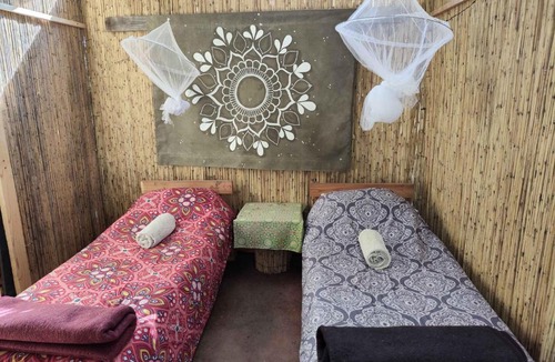 Nata Hostel | Eselbe Camp Backpackers
