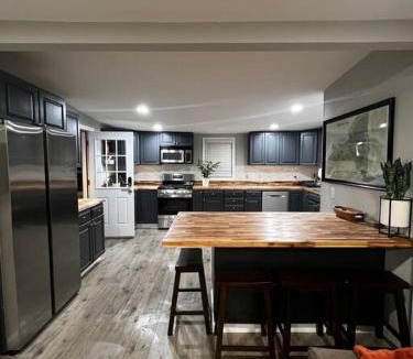 Mount Marion House | Esopus Creekside
